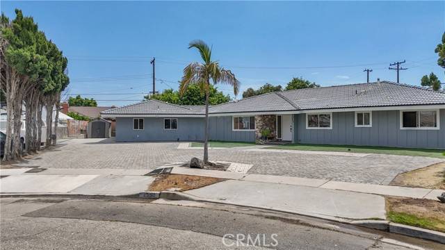 2550 W Rowland Avenue, Anaheim, CA 92804