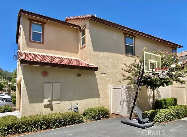 Canyon Country (santa Clarita), CA 91351,19714 Kamm Court