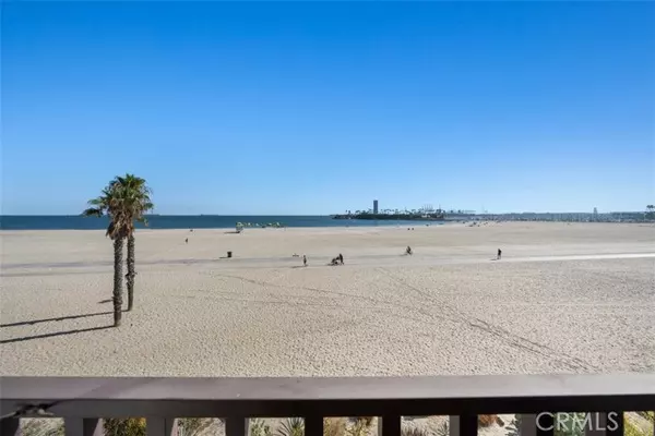 Long Beach, CA 90802,1140 E Ocean Boulevard #242