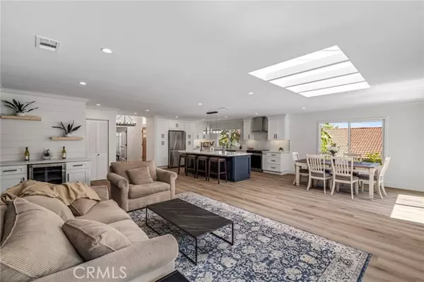 Laguna Woods, CA 92637,5094 Tero