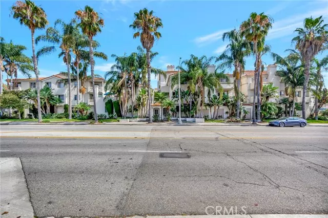 3605 E Anaheim Street #307, Long Beach, CA 90804