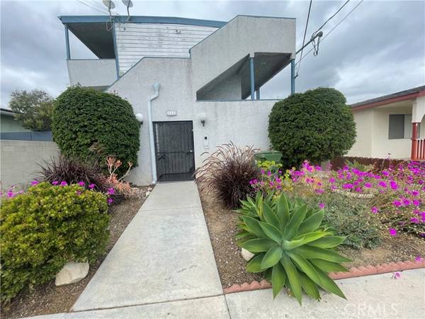 832 W Crestwood Avenue,  San Pedro (los Angeles),  CA 90731