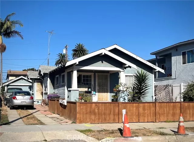 765 Loma Avenue, Long Beach, CA 90804