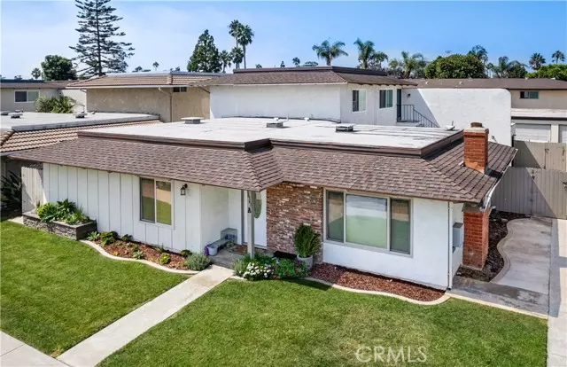 16541 Le Grande Lane, Huntington Beach, CA 92649