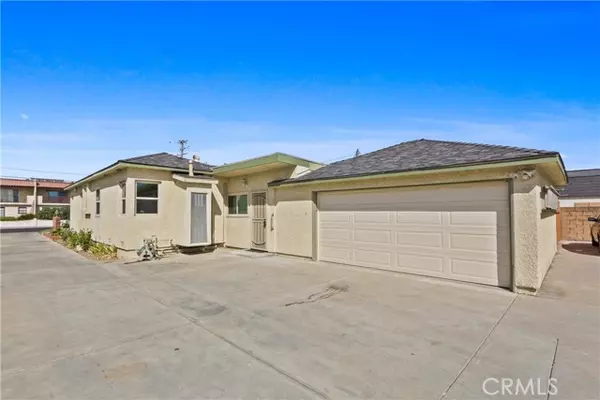 Bellflower, CA 90706,17432 Virginia Avenue