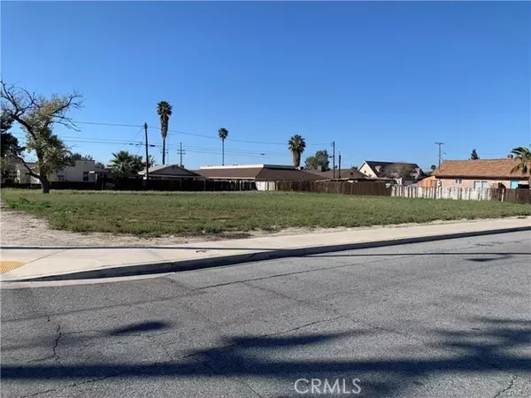 284 E 5th Street, San Jacinto, CA 92583