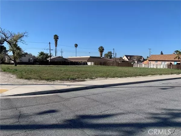 284 E 5th Street, San Jacinto, CA 92583