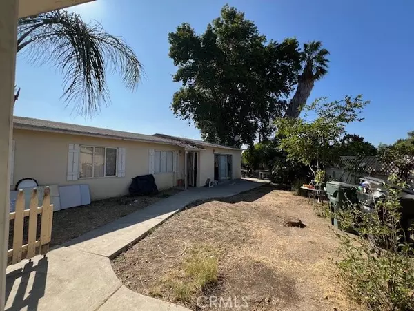 9137 Laurel Avenue, Whittier, CA 90605