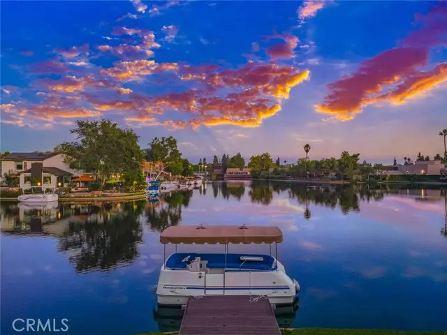 Lake Forest (el Toro), CA 92630,22752 Bayshore Lane