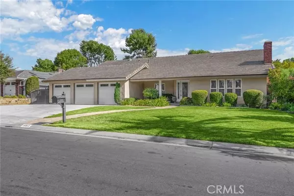 6042 Foxfield Lane, Yorba Linda, CA 92886