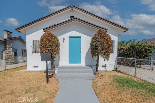 213 W 74th Street, Los Angeles, CA 90003