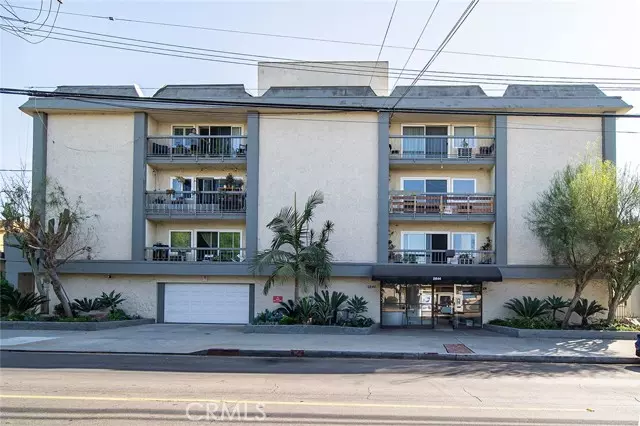 Long Beach, CA 90814,2844 E 3rd Street #309