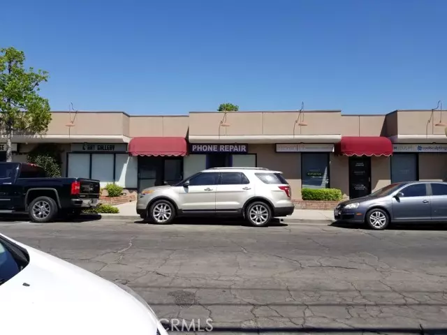 Fullerton, CA 92832,216 N Malden Avenue