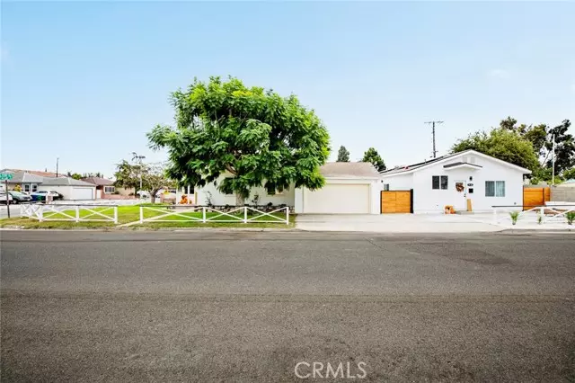 9132 Mcclure Avenue, Westminster, CA 92683