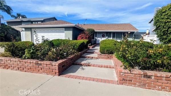 9541 Friarscourt Drive, Huntington Beach, CA 92646