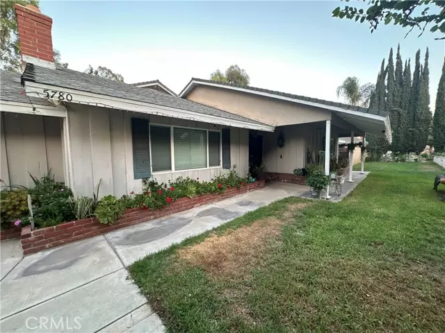 Jurupa Valley, CA 92509,5780 Avenue Juan Bautista