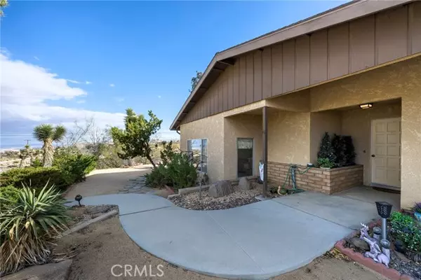 Joshua Tree, CA 92252,60383 Melton Trail