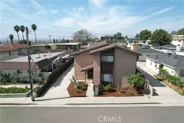 1867 Gladys Avenue, Signal Hill, CA 90755