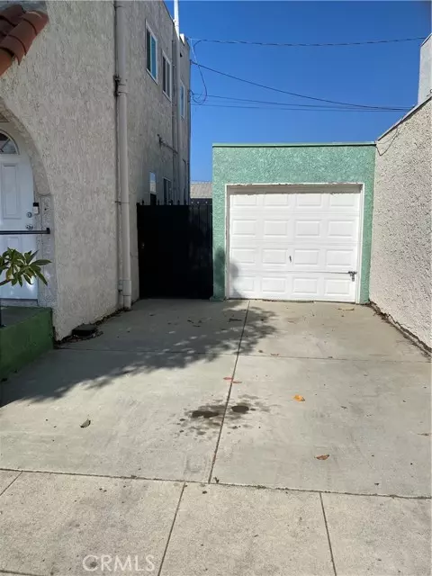 Long Beach, CA 90813,1354 Orange Avenue