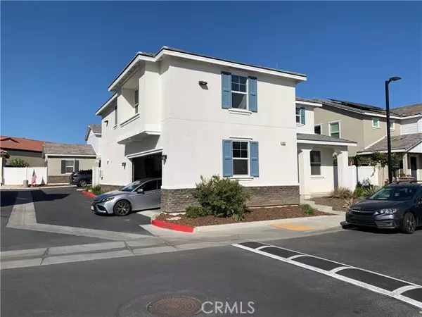 Bloomington, CA 92316,832 W Tullock Street