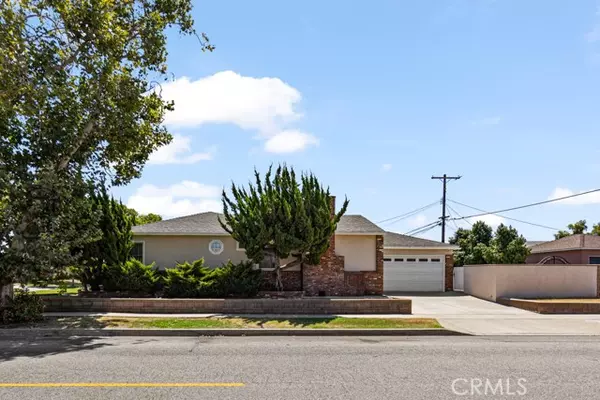 Lakewood, CA 90713,4459 Canehill Avenue