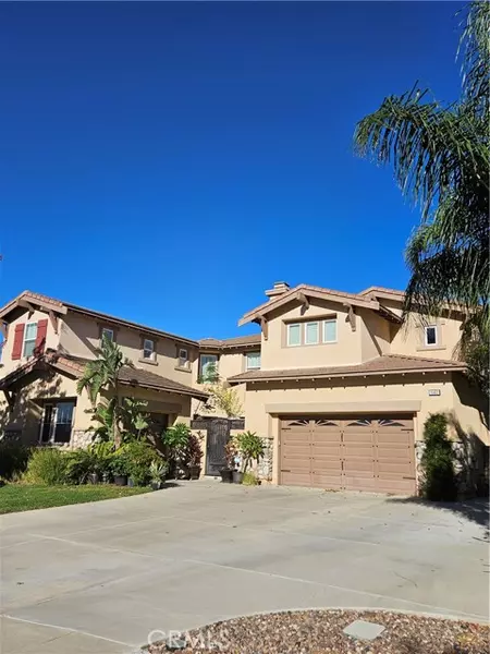 16462 Ridge Field Drive, Riverside, CA 92503