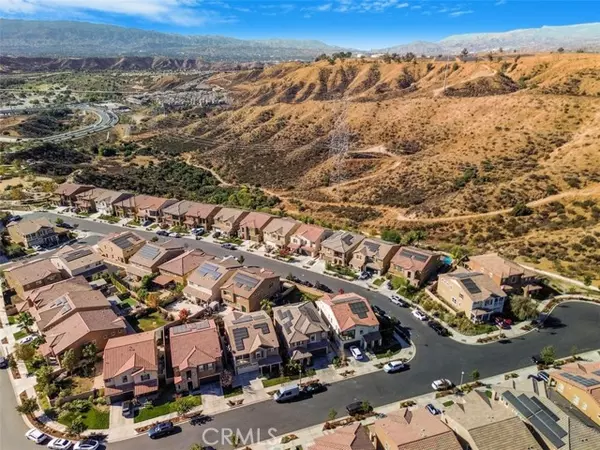 Saugus (santa Clarita), CA 91350,27323 Ardella Place