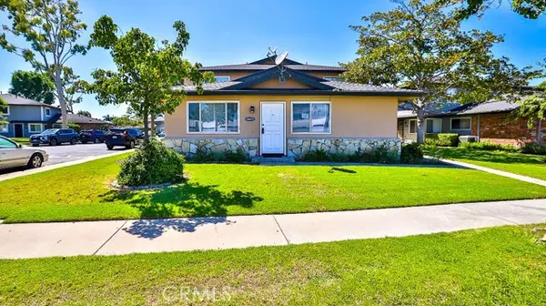 Huntington Beach, CA 92647,16631 Viewpoint Lane #9A