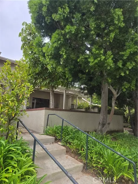 21 Laguna Court, Manhattan Beach, CA 90266