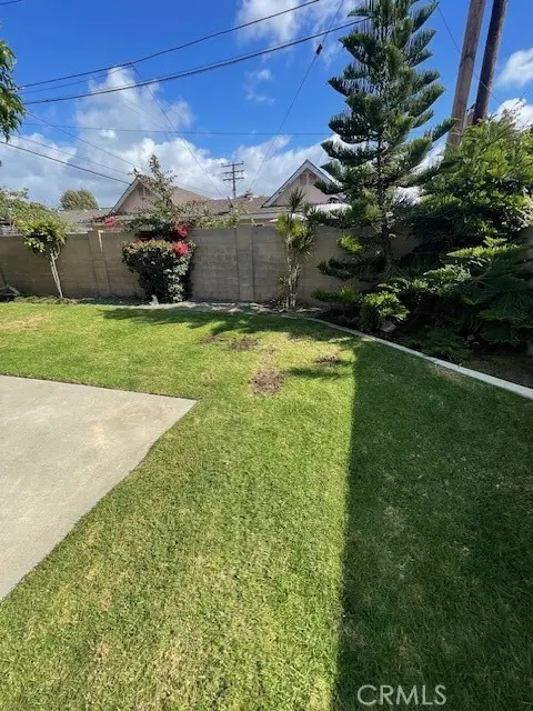 Huntington Beach, CA 92647,15742 Wicklow Lane