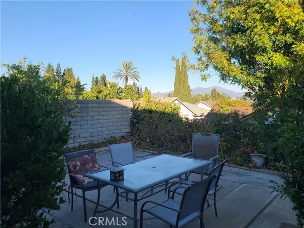 Laguna Hills, CA 92653,23582 Venisia