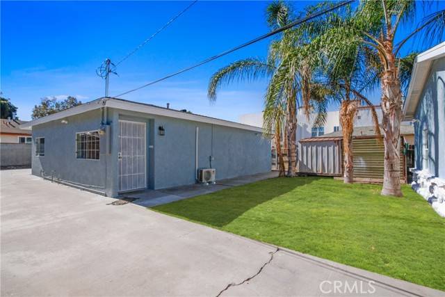 11648 208th Street, Lakewood, CA 90715