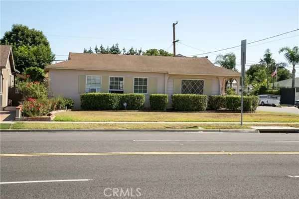 Bellflower, CA 90706,16802 Virginia Avenue