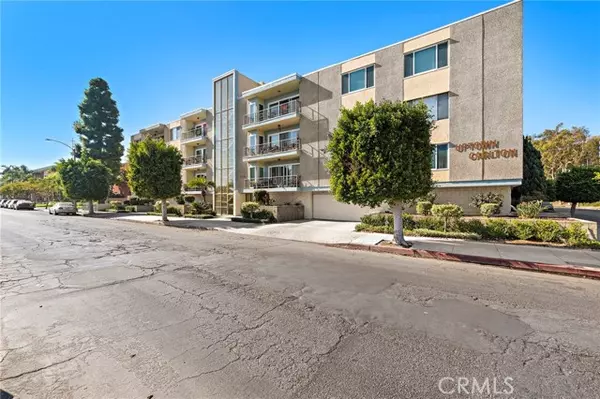 3695 Linden Avenue #9C, Long Beach, CA 90807