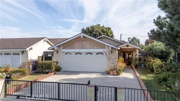 2346 Seabright Avenue, Long Beach, CA 90810