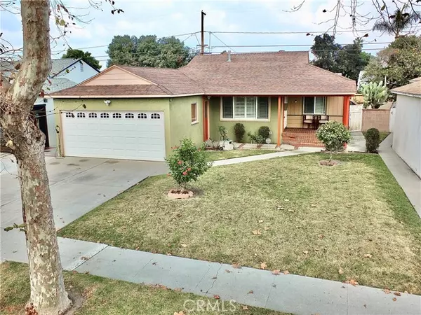 Lakewood, CA 90712,3733 Candlewood Street