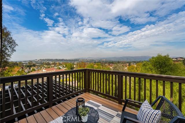 260 S Via Montanera, Anaheim, CA 92807