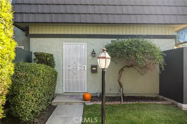 Costa Mesa, CA 92626,1632 Iowa Street #A