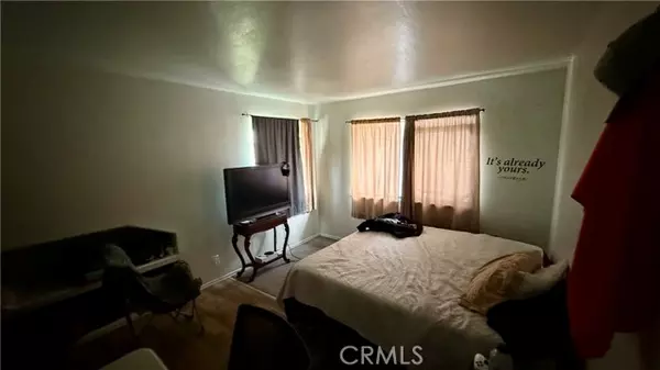 Huntington Beach, CA 92647,7002 Valentine Drive