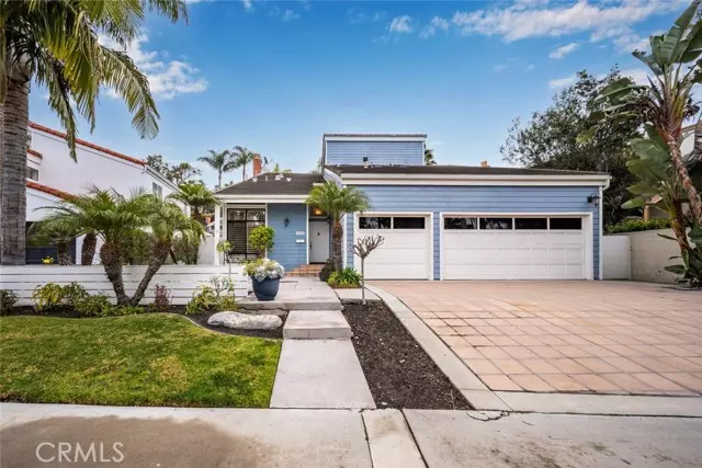 16282 Mandalay Circle, Huntington Beach, CA 92649