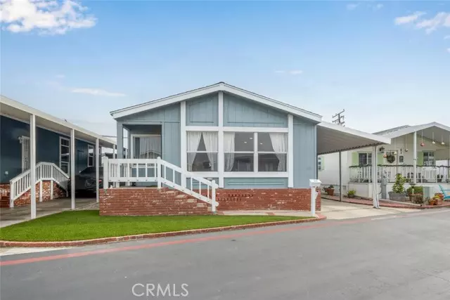 16222 Monterey Ln. #50, Huntington Beach, CA 92649