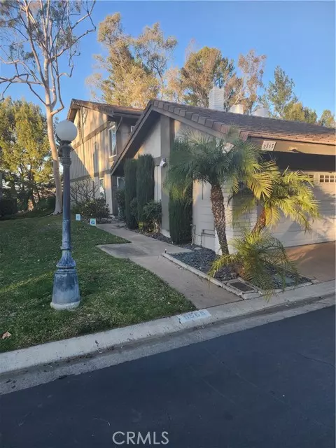 6565 E Paseo Diego, Anaheim, CA 92807