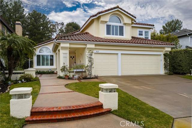 937 S Barton Court, Anaheim, CA 92808