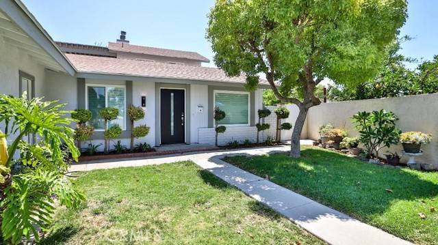 822 E Borchard Avenue, Santa Ana, CA 92707