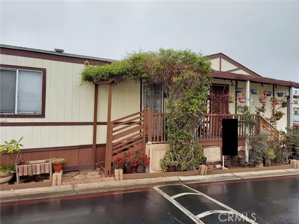 Santa Ana, CA 92704,215 S Sullivan Lane #220