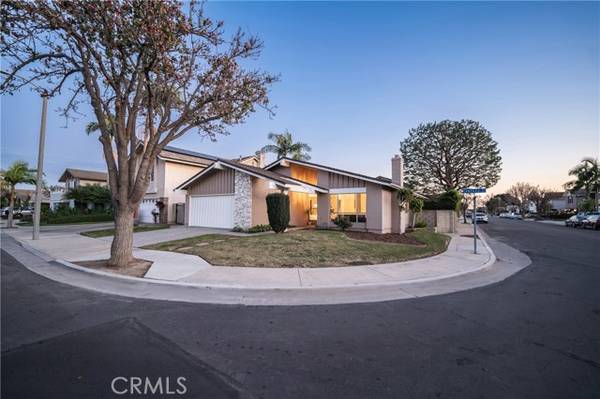 6322 Cantiles Avenue, Cypress, CA 90630