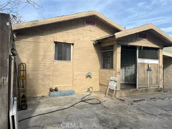 Los Angeles, CA 90039,4123 Chevy Chase Drive