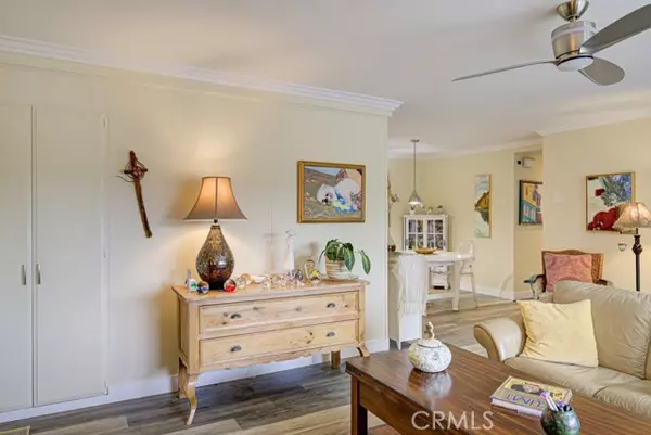 Laguna Woods, CA 92637,957 Calle Aragon #N