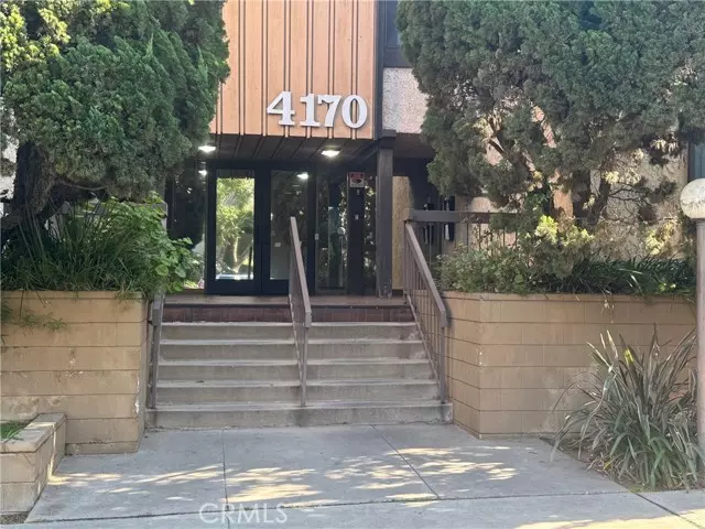 4170 Elm Avenue #105, Long Beach, CA 90807