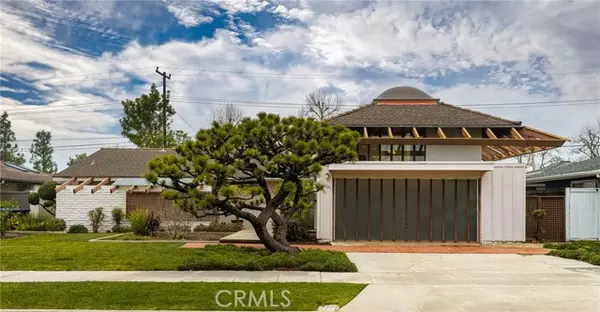 1521 E Fairway Drive, Orange, CA 92866